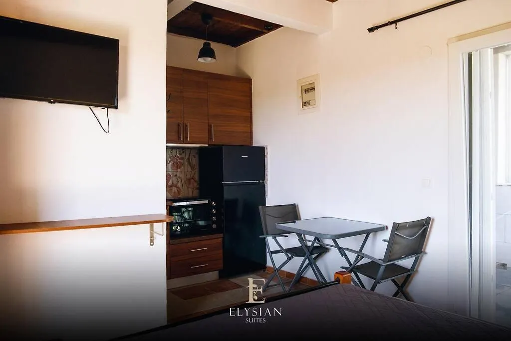 Apartment Suite 2Nd Floor & Rooftop 5 Flogita